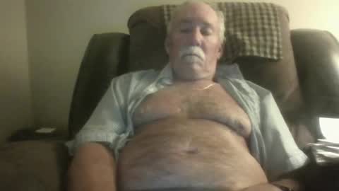 Snapshot of luv269er chatting on 22, 5, 2026 luv269er online show from 22, 5, 2026