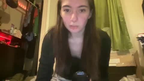 luvrxstarx online show from 19, 12, 2025