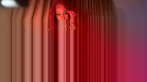 Snapshot of luvvlee chatting on 8, 6, 2026 luvvlee online show from 8, 6, 2026