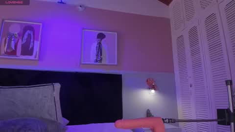 lux_bitchx online show from 3, 3, 2026