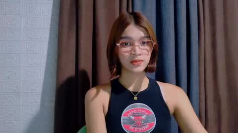 queen lux online show from 27, 4, 2026