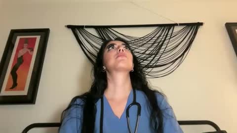 luxcher22 online show from 16, 4, 2026