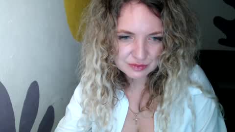 Snapshot of luxdonna chatting on 14, 7, 2026 Donna online show from 14, 7, 2026