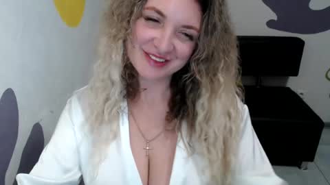 Snapshot of luxdonna chatting on 14, 7, 2026 Donna online show from 14, 7, 2026