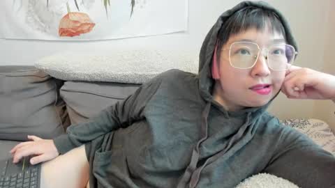 LuxGray online show from 5, 1, 2026