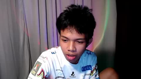 Snapshot of luxirfy_xx chatting on 22, 7, 2026 luxirfy online show from 22, 7, 2026