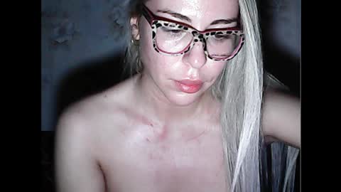 Snapshot of luxsonyastar chatting on 14, 10, 2025 LuxSonyaStar online show from 14, 10, 2025