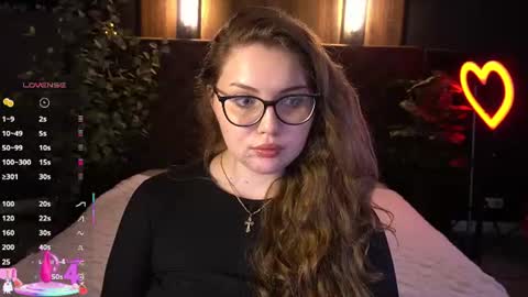 Snapshot of luxsopphia_ chatting on 14, 6, 2026 luxsopphia_ online show from 14, 6, 2026
