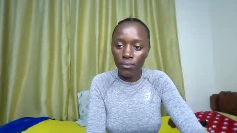 Snapshot of luxurydarkqueennyxa chatting on 23, 6, 2026 sexy queen online show from 23, 6, 2026
