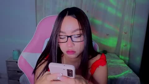 lyavalmont online show from 19, 5, 2026
