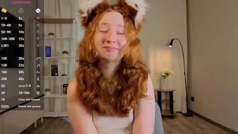 Snapshot of lydaerne chatting on 9, 5, 2026 Call me Liddy Im so new here show me how to get fun here please online show from 9, 5, 2026