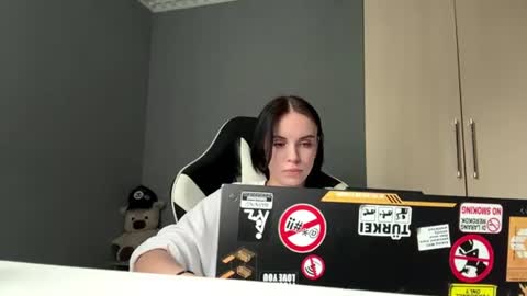 Eva online show from 3, 7, 2026