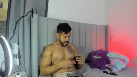 Snapshot of lyon_dark chatting on 14, 12, 2025 Lyon Dark online show from 14, 12, 2025