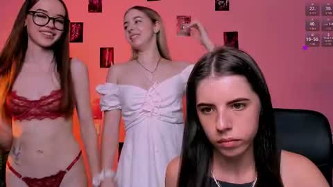 lyra_desire online show from 17, 7, 2026