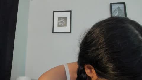 Lyriadiamond online show from 2, 12, 2025