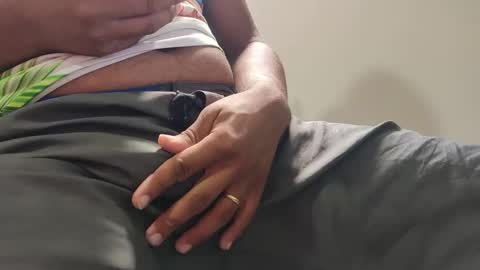 m0ren01995 online show from 7, 1, 2026