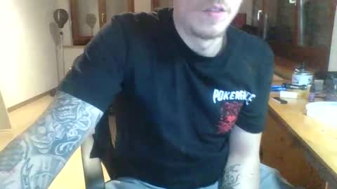 Fucklover online show from 2, 3, 2025