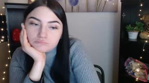 m_i_k_i_ online show from 19, 1, 2026