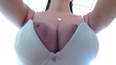 maaddy_thompson online show from 24, 10, 2025