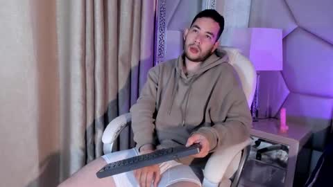 Snapshot of maatt_de_luca chatting on 14, 9, 2025 Matt De Luca online show from 14, 9, 2025