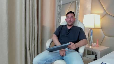 Snapshot of maatt_de_luca chatting on 3, 10, 2025 Matt De Luca online show from 3, 10, 2025