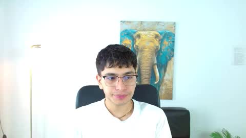 Max online show from 29, 3, 2026