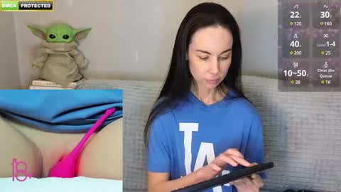 Snapshot of mabuhay_girl chatting on 10, 2, 2025 You let people into your sea and they kill your fish online show from 10, 2, 2025