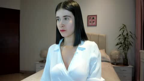 Macarena online show from 14, 4, 2026