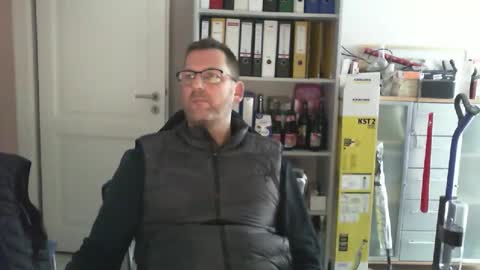 macfly67 online show from 12, 1, 2026