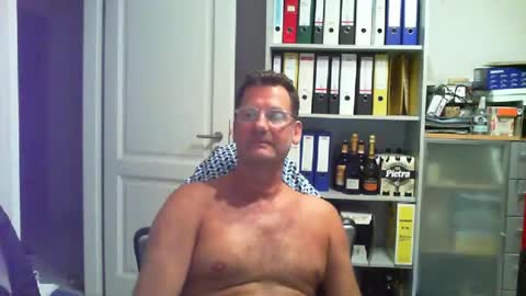 macfly67 online show from 24, 6, 2026