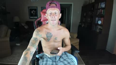 Snapshot of machinecumkelly69 chatting on 12, 9, 2025 machinecumkelly69 online show from 12, 9, 2025