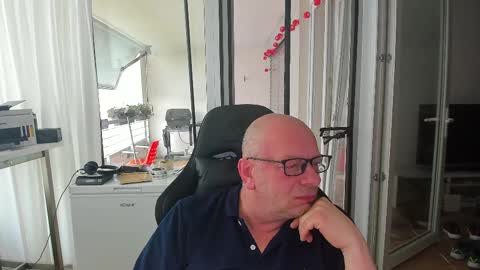 Andy online show from 28, 4, 2026