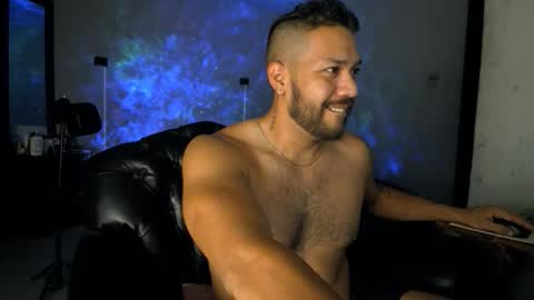 Snapshot of machohandsome chatting on 18, 5, 2026 Javier papichulo master how do you want online show from 18, 5, 2026