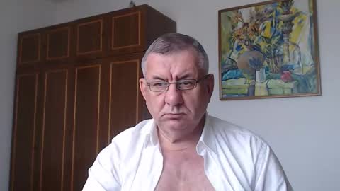 Macho online show from 9, 4, 2026