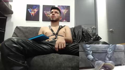 instagram mackdanielsx online show from 2, 12, 2025