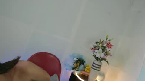 Snapshot of madalina1992 chatting on 18, 2, 2025 madalina1992 online show from 18, 2, 2025