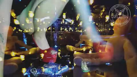 Snapshot of madame_lucifer chatting on 27, 10, 2025 Madame Lucifer online show from 27, 10, 2025