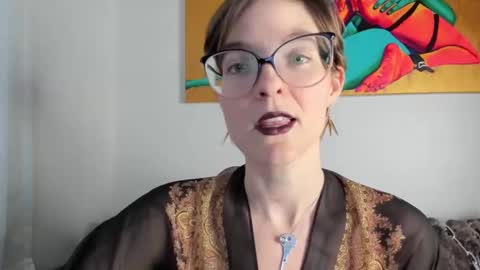 Madam Mezusa online show from 13, 12, 2024