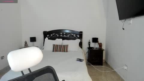 Snapshot of maddie_foxx chatting on 17, 1, 2026 Maddie online show from 17, 1, 2026