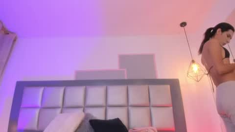 Maddie Ray online show from 20, 7, 2026
