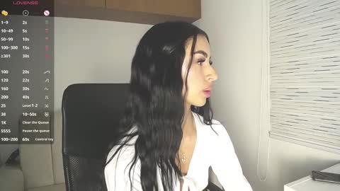 Snapshot of maddy_bronw chatting on 2, 3, 2025 Maddy online show from 2, 3, 2025
