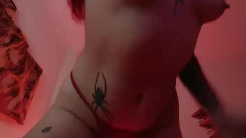 maddy_vicius19 online show from 30, 10, 2025