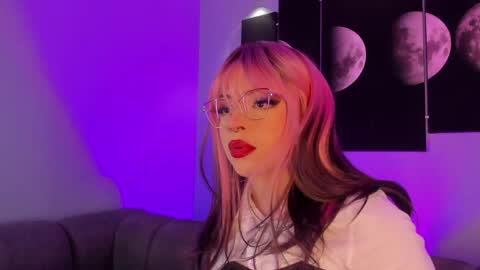 Snapshot of maddy_walker chatting on 1, 5, 2026 Maddy online show from 1, 5, 2026