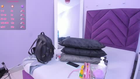 maddyjohnsonn online show from 5, 2, 2025