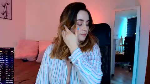 madelamee online show from 10, 9, 2025