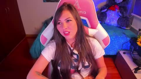 Snapshot of madeleine_shinobi chatting on 28, 2, 2025 Emily Only Fans online show from 28, 2, 2025