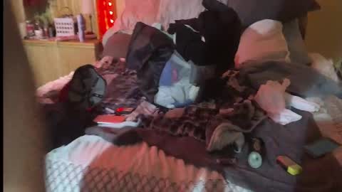 Madie Ray online show from 15, 4, 2026