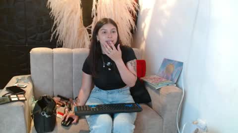 madison85535 online show from 16, 4, 2026