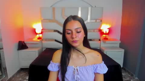 Snapshot of madisoncarzon chatting on 18, 9, 2025 Madison Carzon online show from 18, 9, 2025