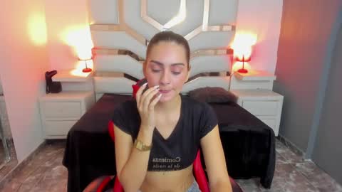 Snapshot of madisoncarzon chatting on 20, 9, 2025 Madison Carzon online show from 20, 9, 2025